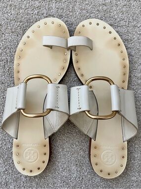 TORY BURCH Ravello Cream Leather Gold Ring-Detail Toe Slide Sandals 9.5